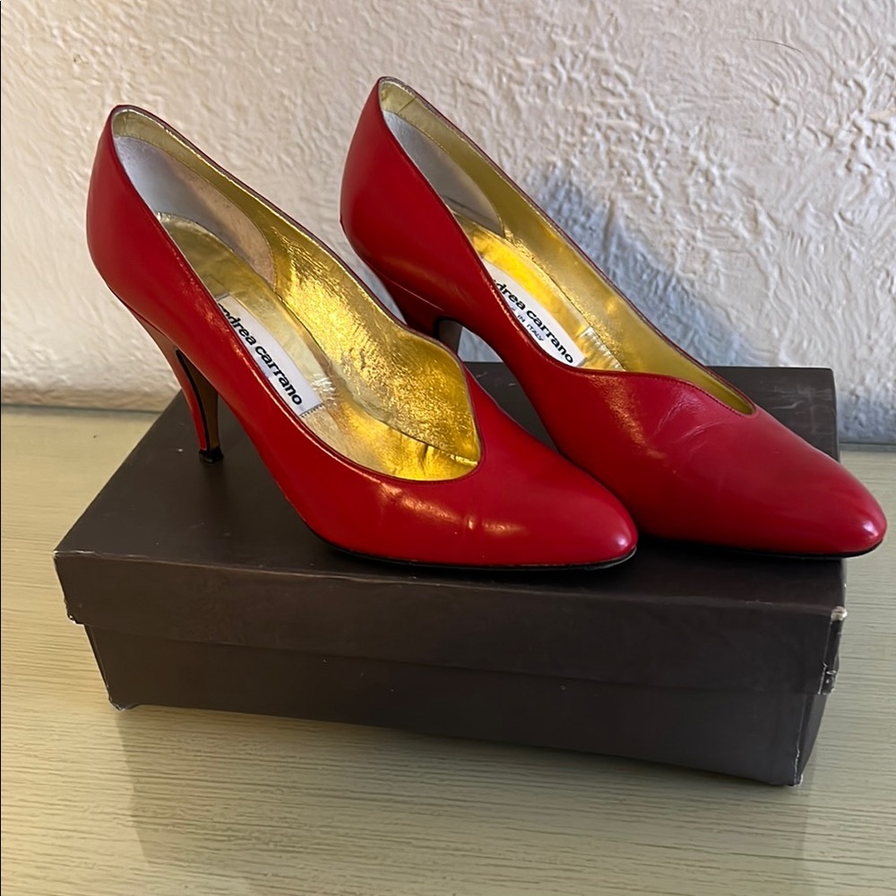 Vintage Italian Red Classic Heels